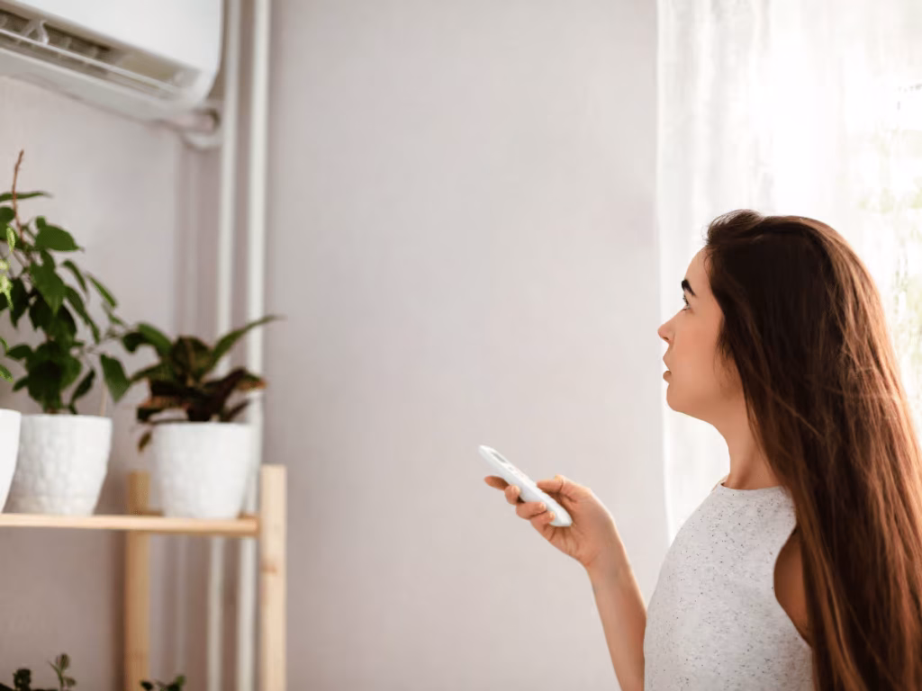 ceiling-fan-light-living-room-home-flickering-1