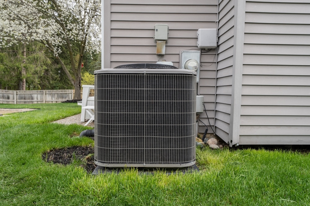 New,Air,Conditioning,System,And,Condenser,Unit,Have,Been,Professionally