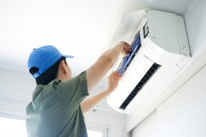 Maintenance air conditioner